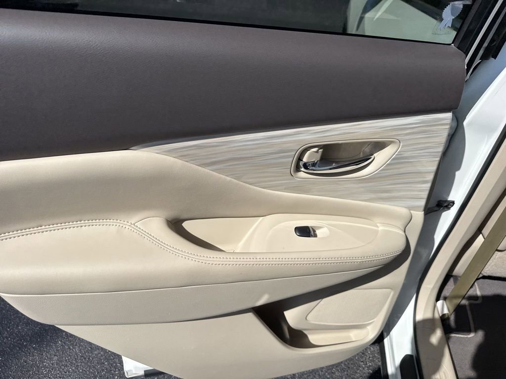 Used 2017 Nissan Murano SL w/ SL Technology Package image 14