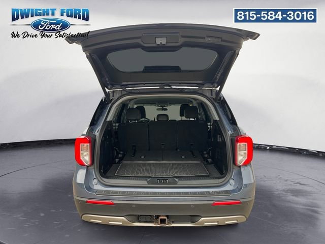 Certified 2021 Ford Explorer XLT w/ Equipment Group 202A image 18
