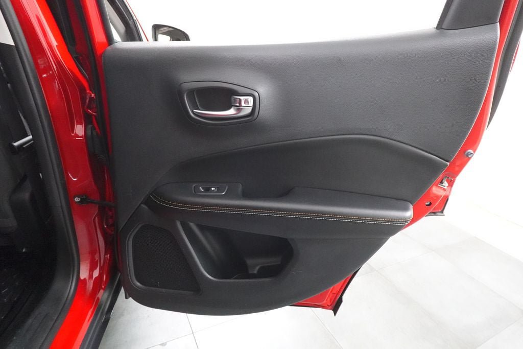 Used 2020 Jeep Compass Sport AWD/4WD image 33