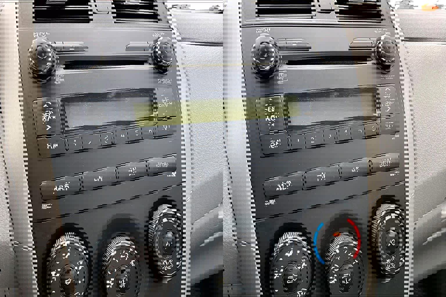 Used 2010 Toyota Corolla image 33