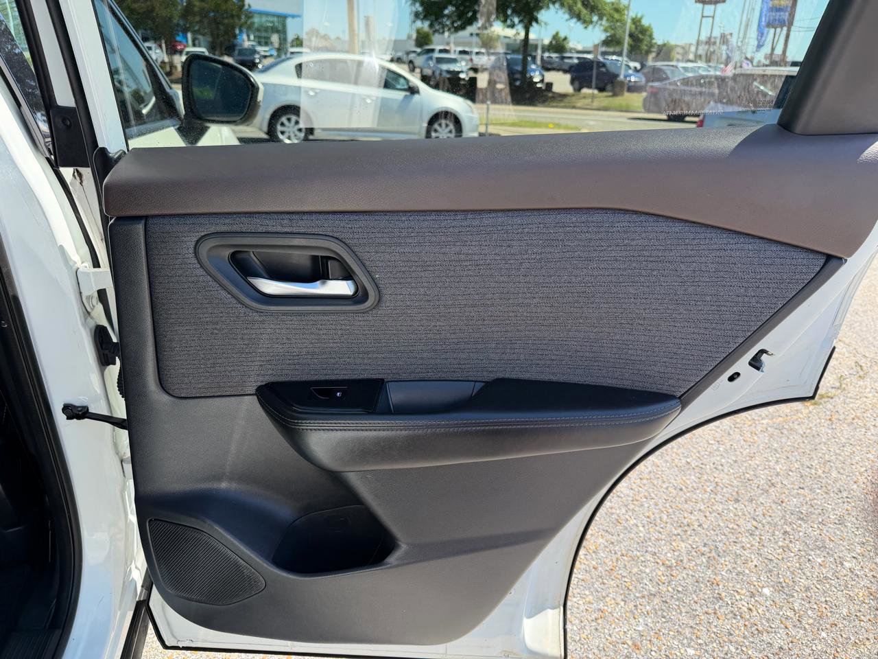 Used 2021 Nissan Rogue SV FWD image 41