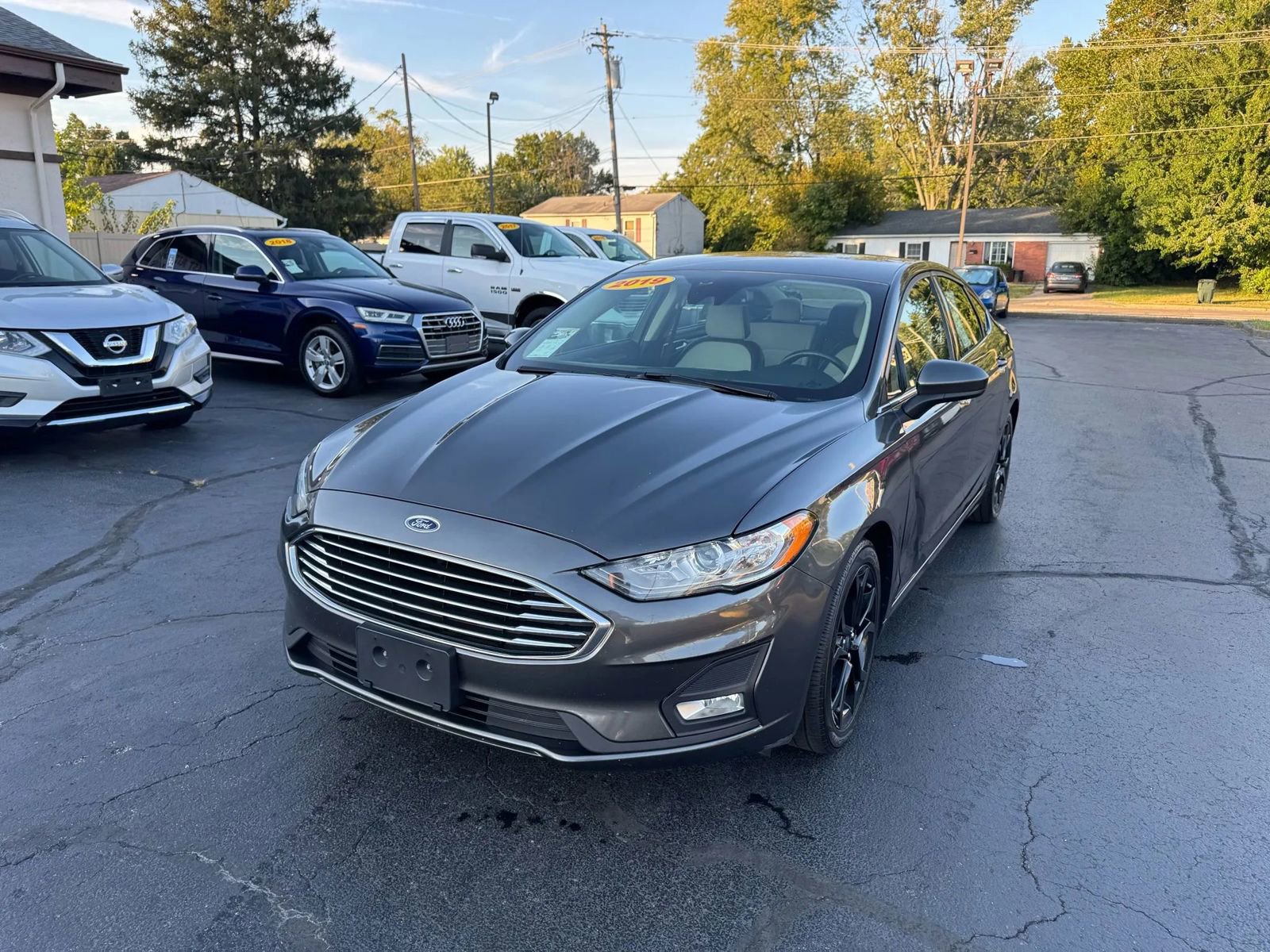 Used 2019 Ford Fusion SE w/ Equipment Group 151A image 1