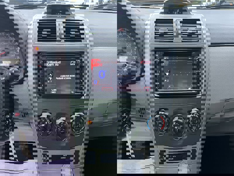 Used 2013 Toyota Corolla LE FWD image 15