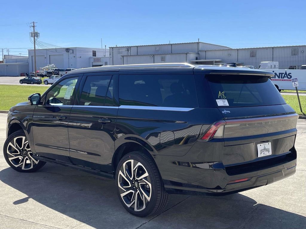 New 2026 Lincoln Navigator L Black Label image 5