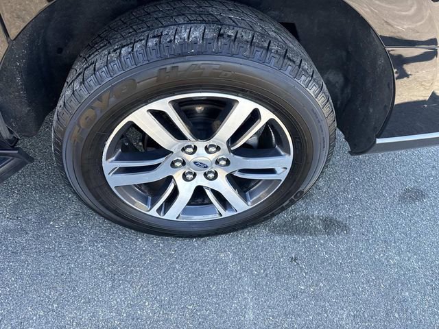 Used 2024 Ford Expedition Max Limited image 14