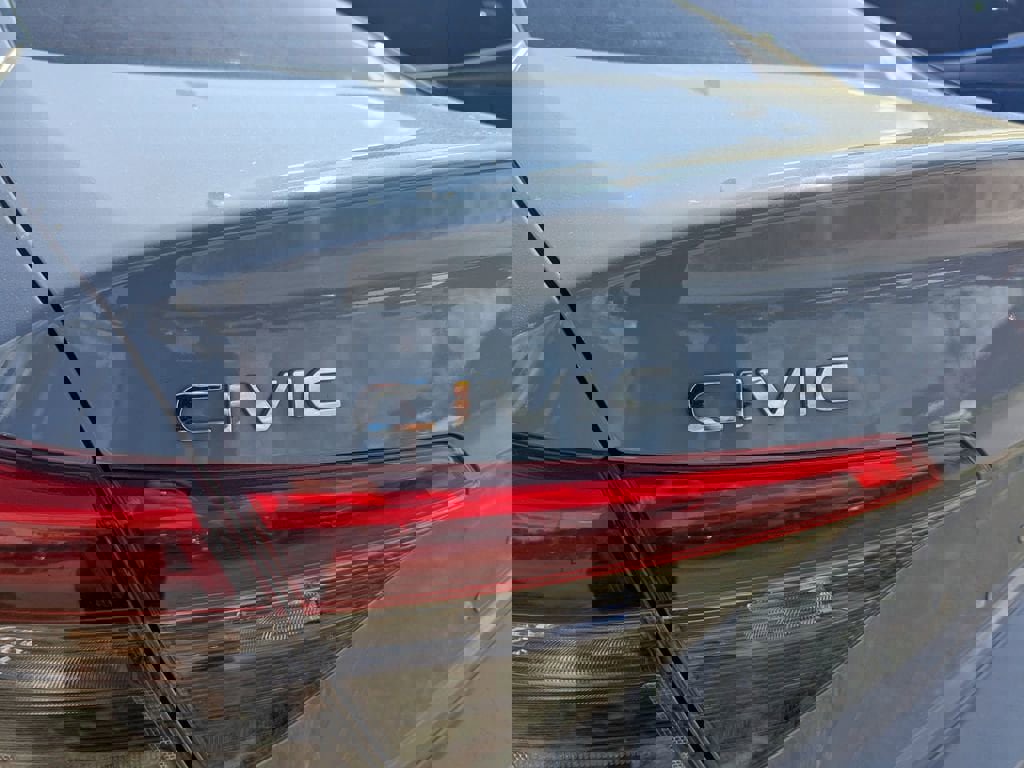 Used 2023 Honda Civic Sport image 7