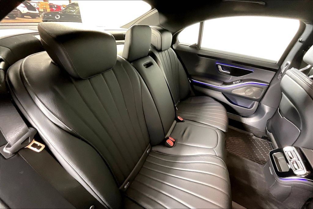 Certified 2025 Mercedes-Benz S 500 4MATIC image 19
