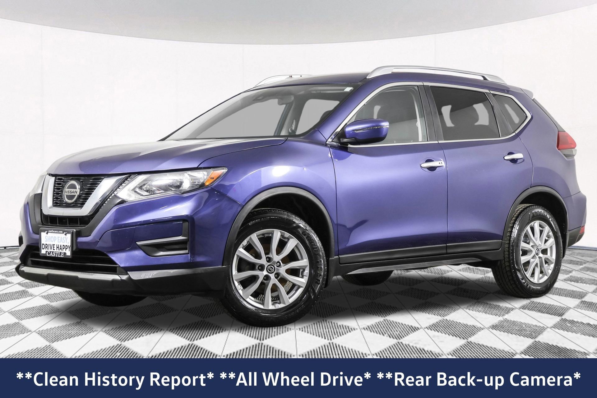 Used 2019 Nissan Rogue SV image 2