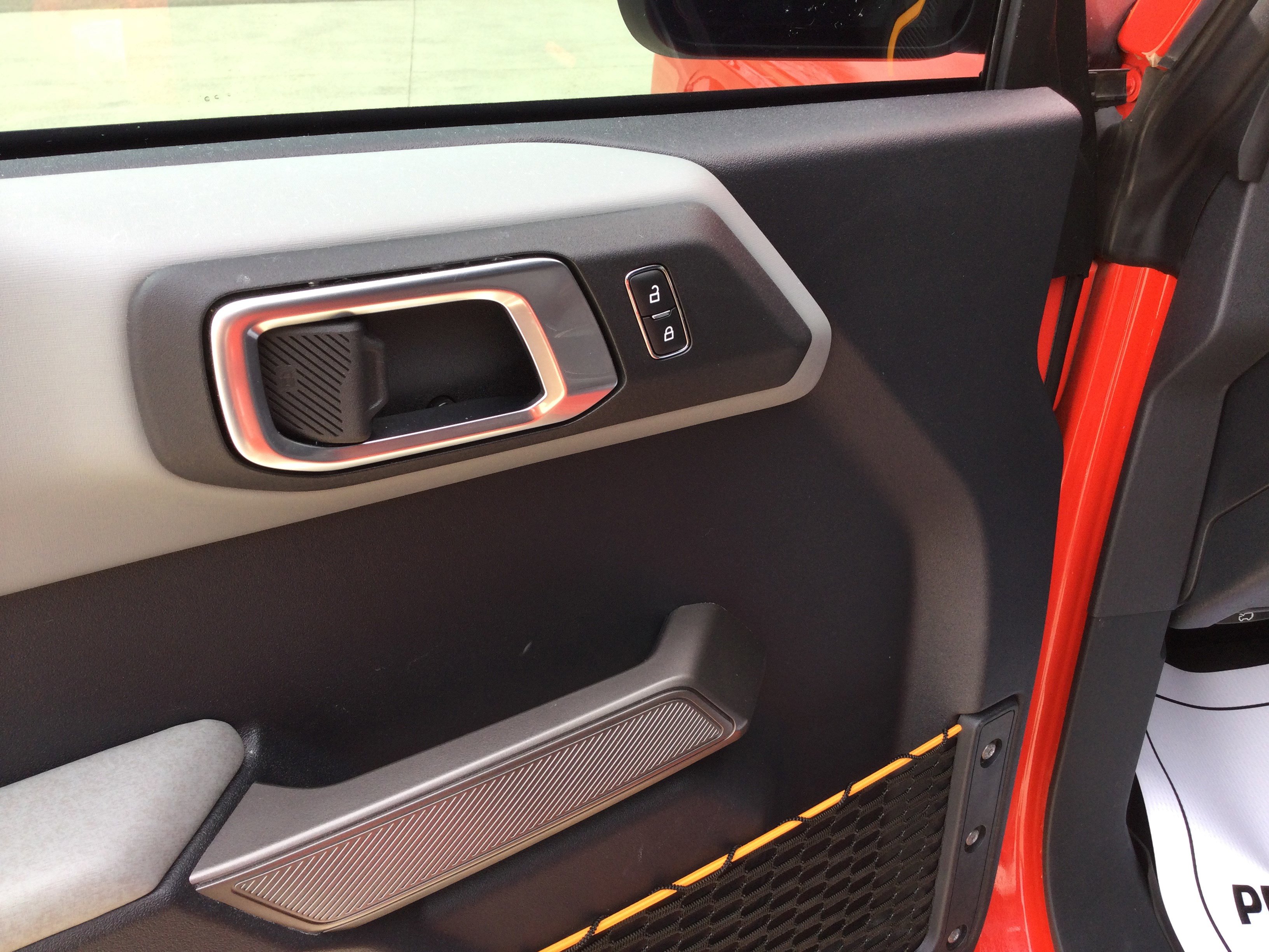 Used 2023 Ford Bronco Badlands image 10