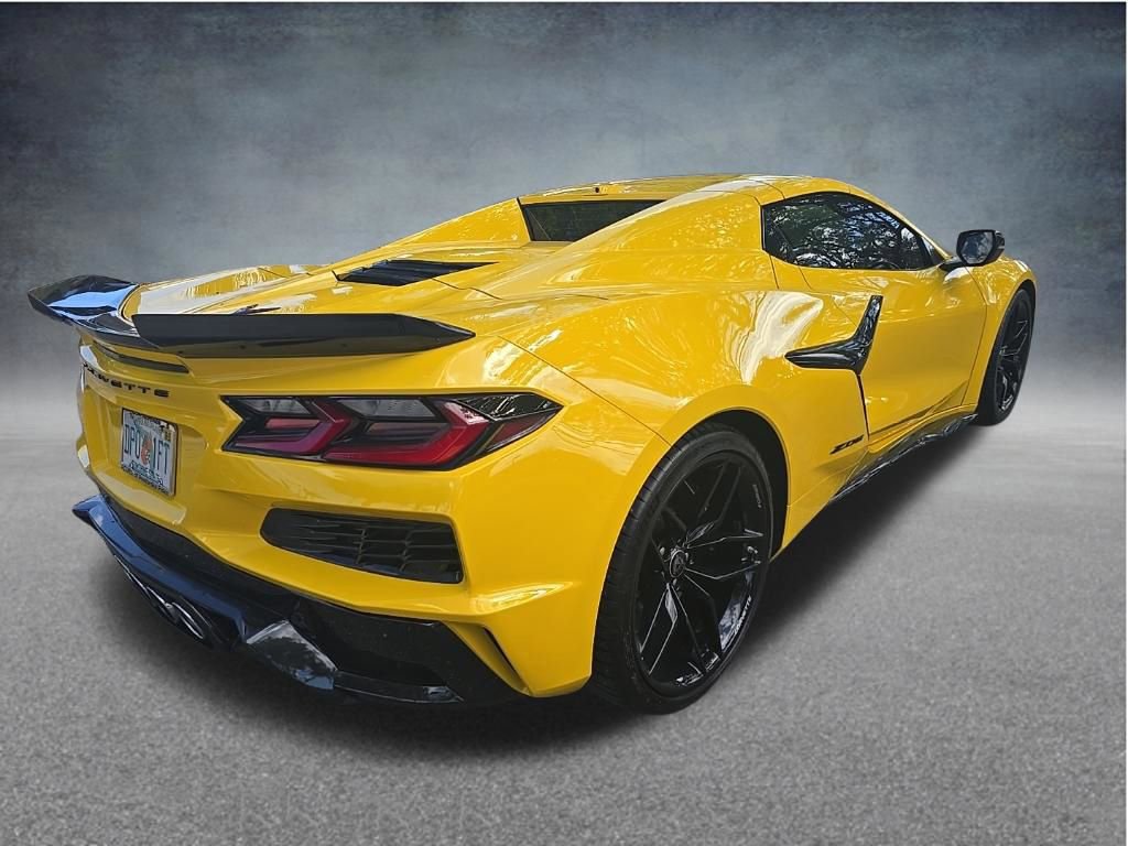 Used 2025 Chevrolet Corvette Z06 image 5