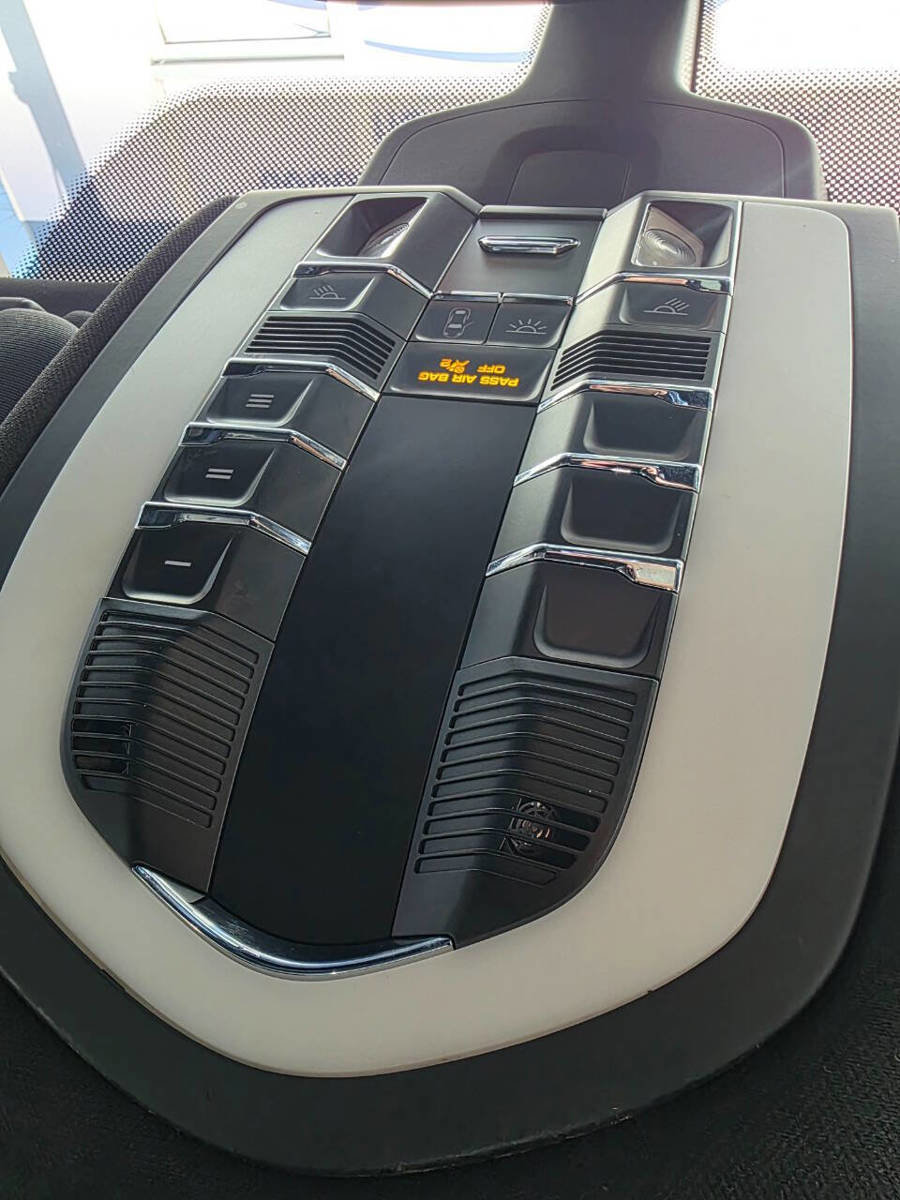 Used 2016 Porsche Cayenne AWD/4WD image 17