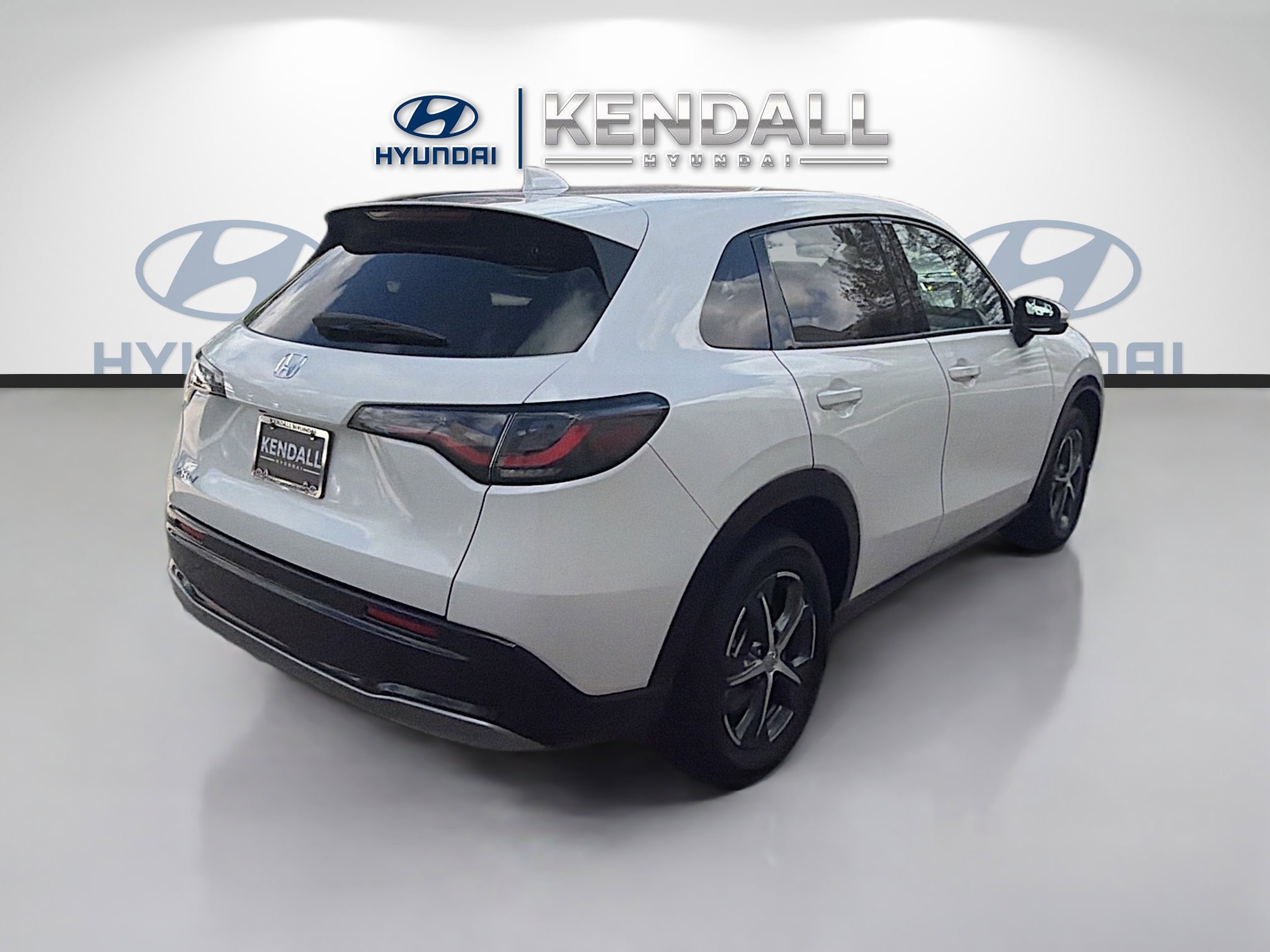 Used 2024 Honda HR-V EX-L image 5