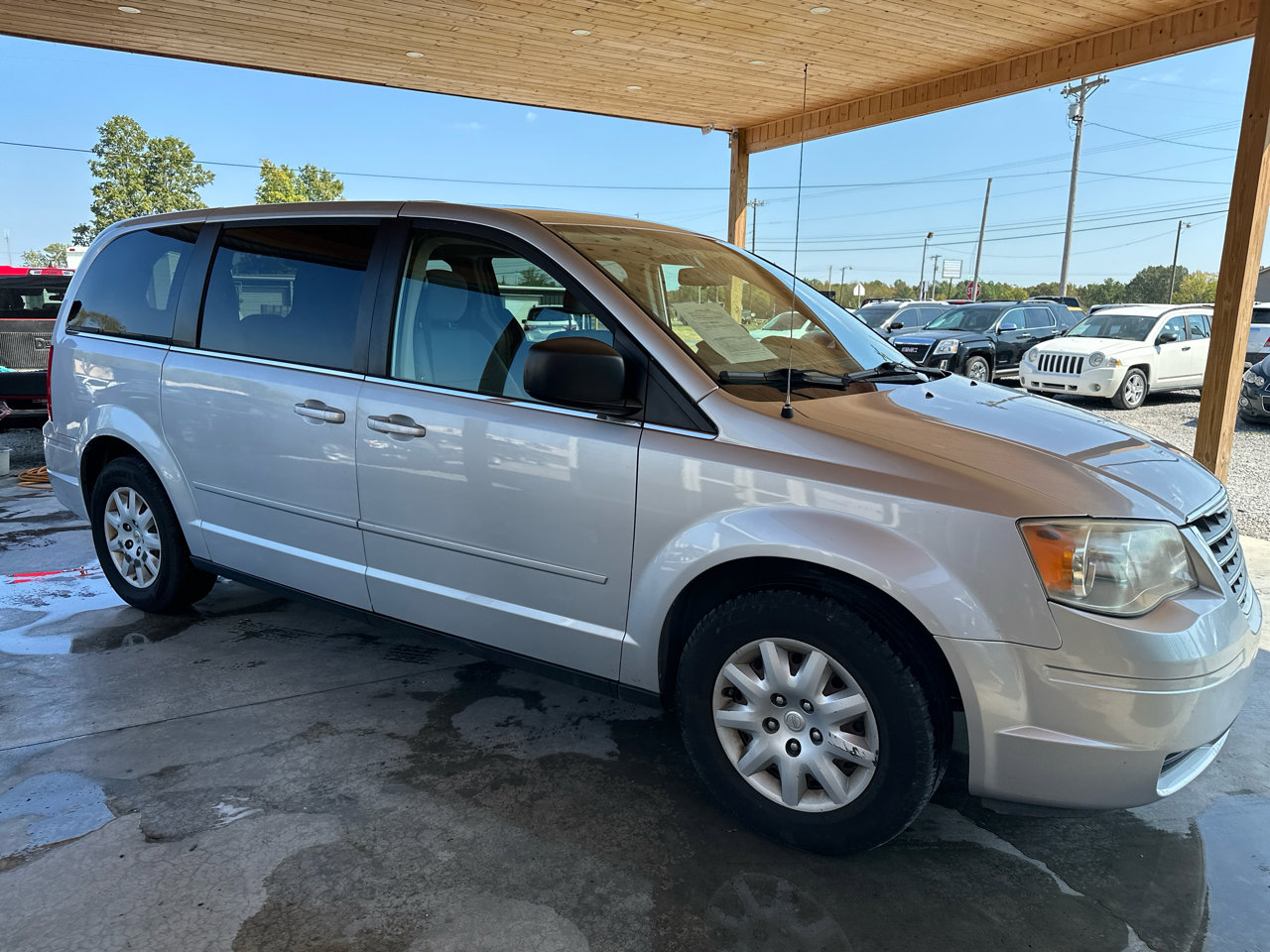 Used 2009 Chrysler Town & Country LX w/ PWR Convenience Group image 18