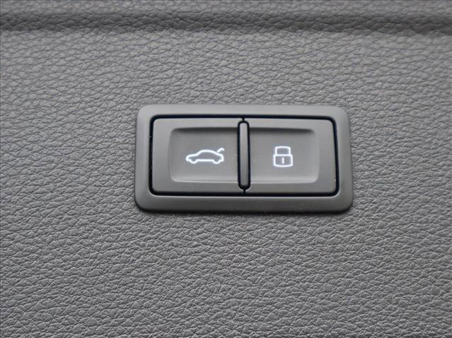 Used 2023 Audi Q5 2.0T Prestige w/ Prestige Package AWD/4WD image 7