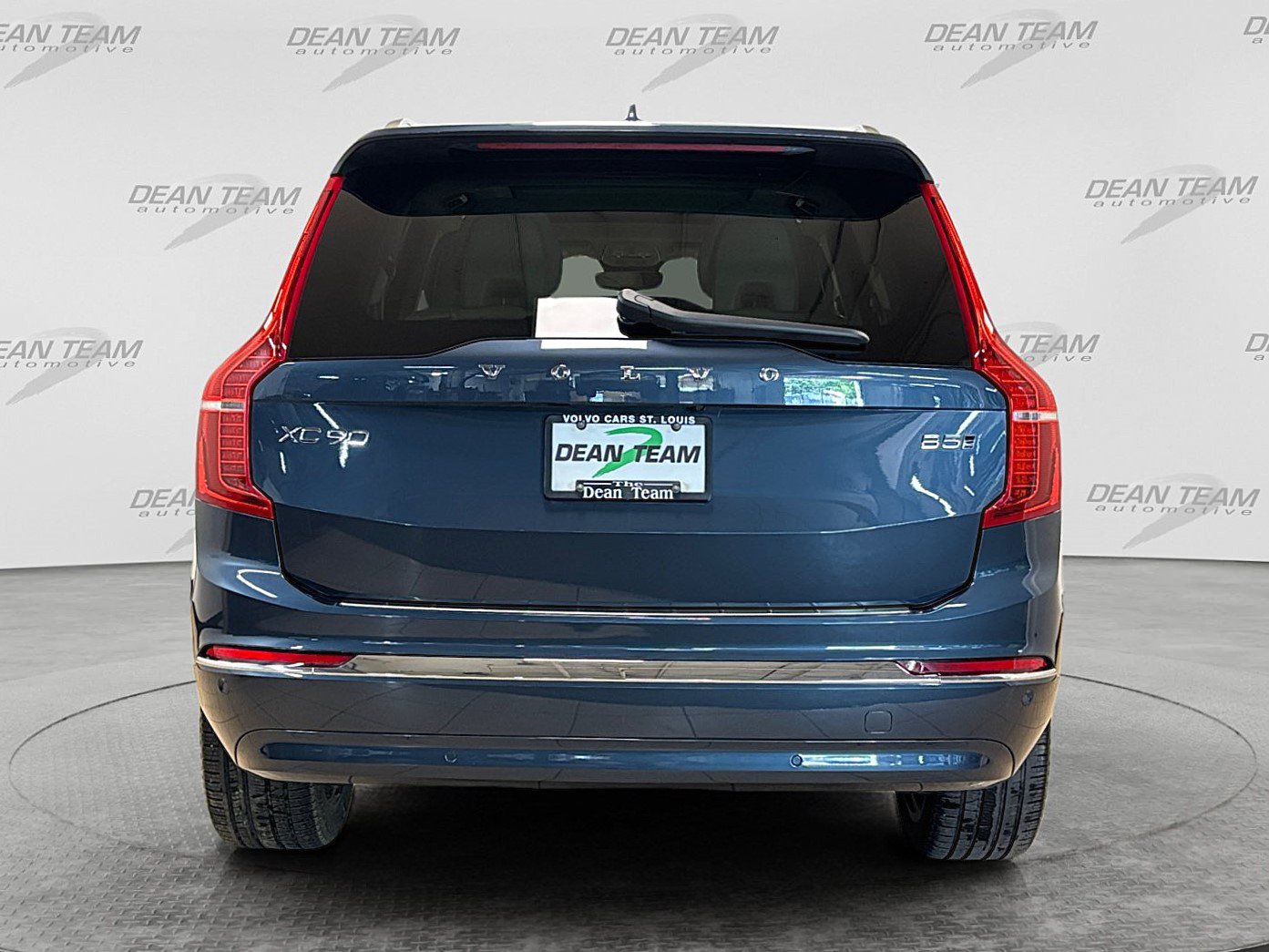 Used 2024 Volvo XC90 B5 Plus w/ Protection Package Premier AWD/4WD image 8
