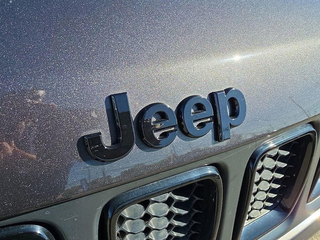 Used 2019 Jeep Compass Latitude AWD/4WD image 39