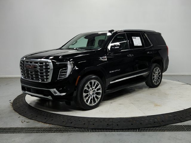 Used 2025 GMC Yukon Denali AWD/4WD image 4