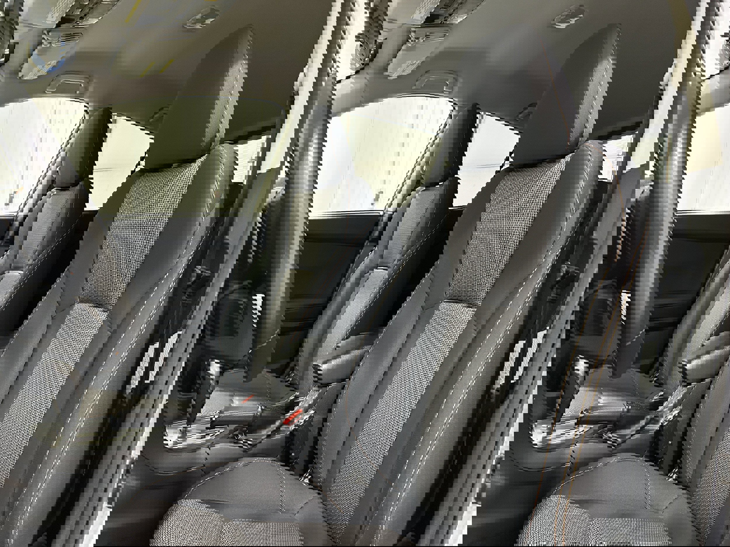 Used 2021 Subaru Crosstrek 2.0i Premium image 23