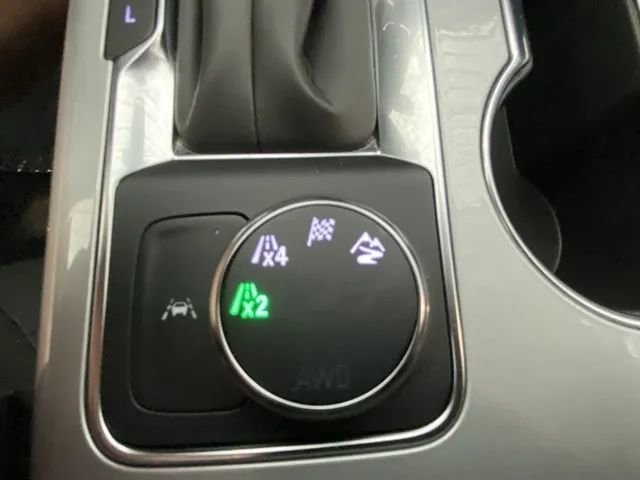 Used 2025 Chevrolet Blazer LT image 34