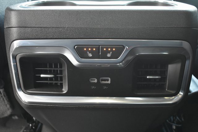 Used 2024 Chevrolet Silverado 1500 High Country image 42
