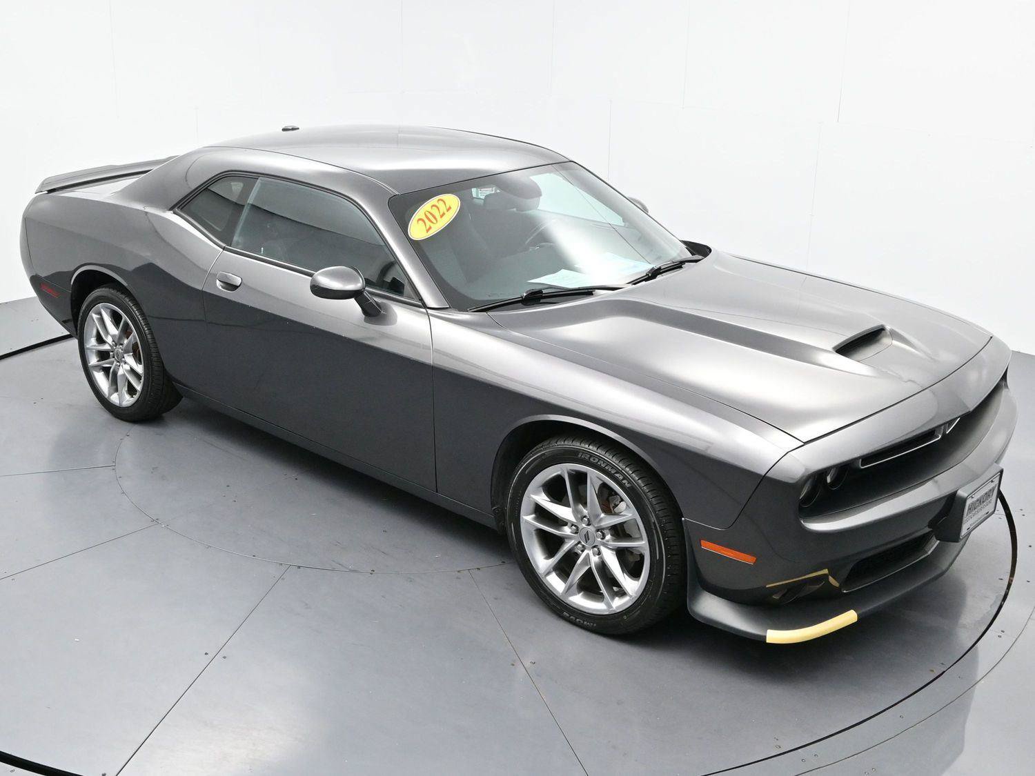 Used 2022 Dodge Challenger GT AWD/4WD image 36