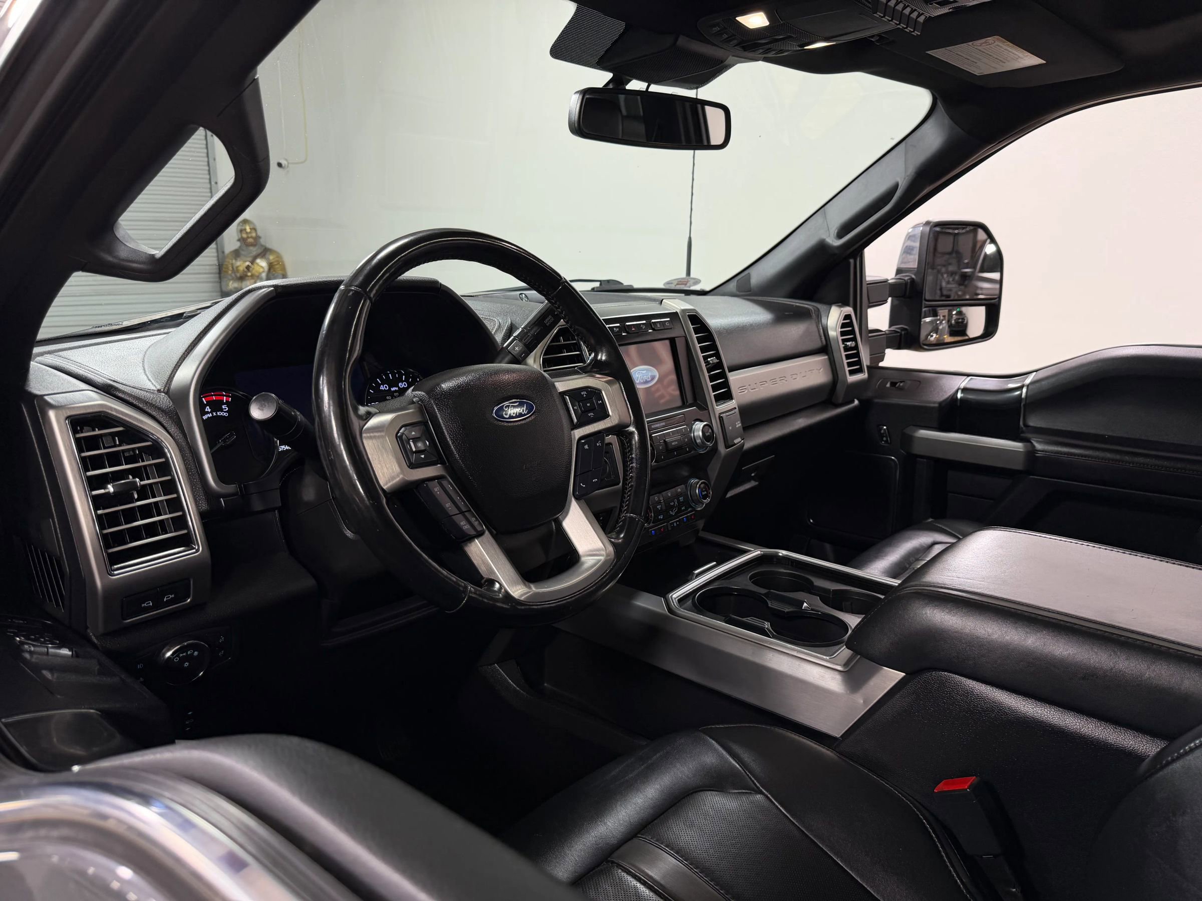 Used 2021 Ford F450 Platinum w/ FX4 Off-Road Package AWD/4WD image 14