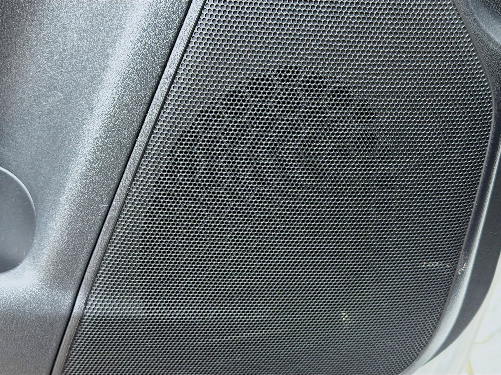 Used 2022 Nissan Armada SL image 24