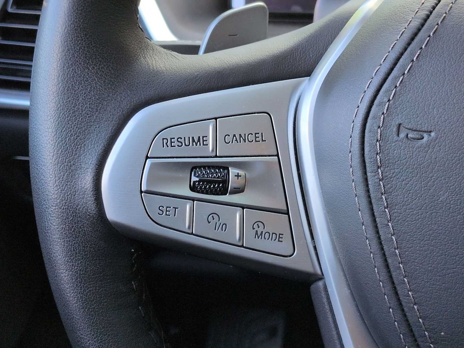 Used 2026 BMW X7 xDrive40i w/ Premium Package AWD/4WD image 26