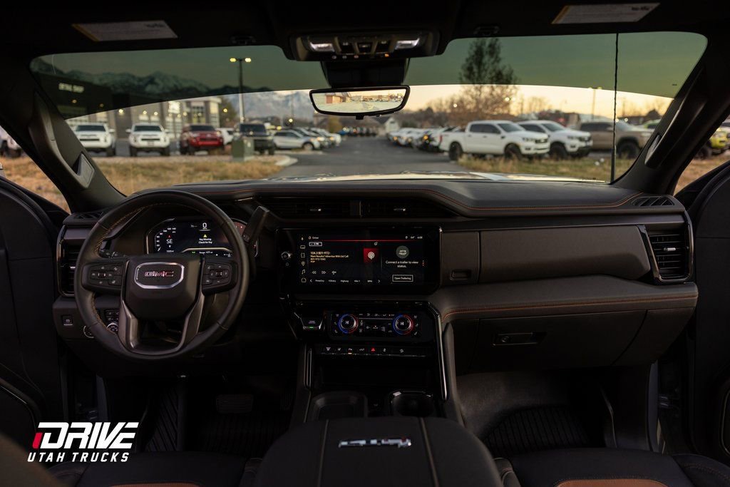 Used 2025 GMC Sierra 3500 AT4 w/ AT4 Premium Plus Package image 18