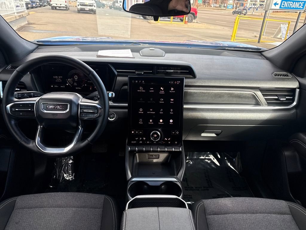 Used 2025 GMC Terrain Elevation image 12