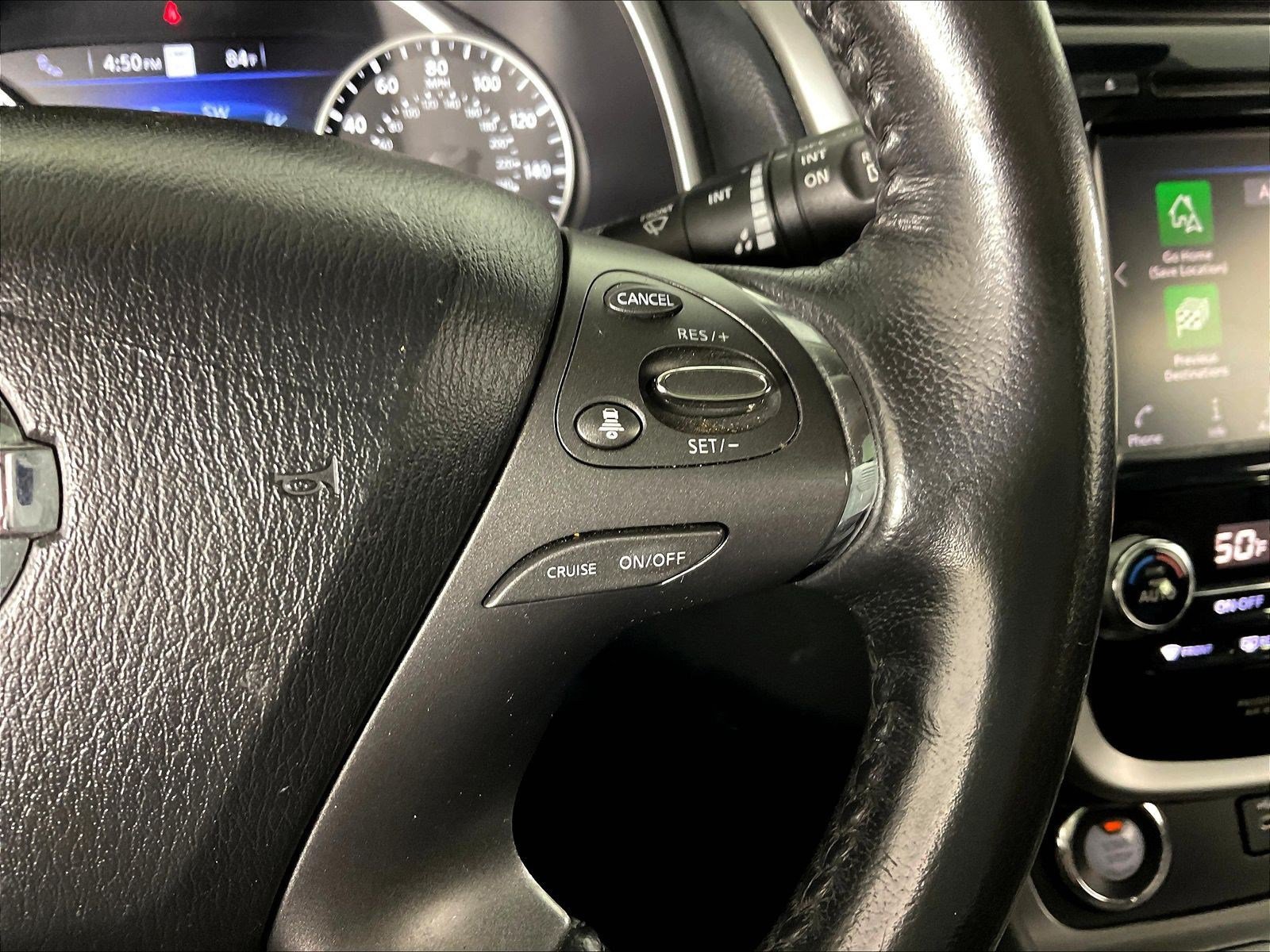 Used 2020 Nissan Murano SL w/ Moonroof Package AWD/4WD image 12