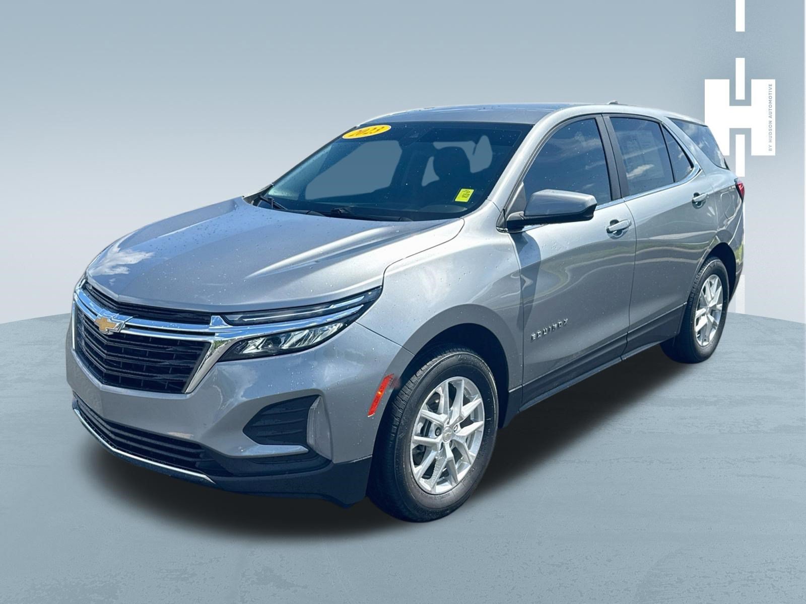 Used 2023 Chevrolet Equinox LT AWD/4WD image 3