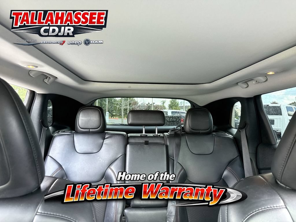 Used 2021 Jeep Cherokee Trailhawk w/ Sun, Sound & Nav Group AWD/4WD image 30