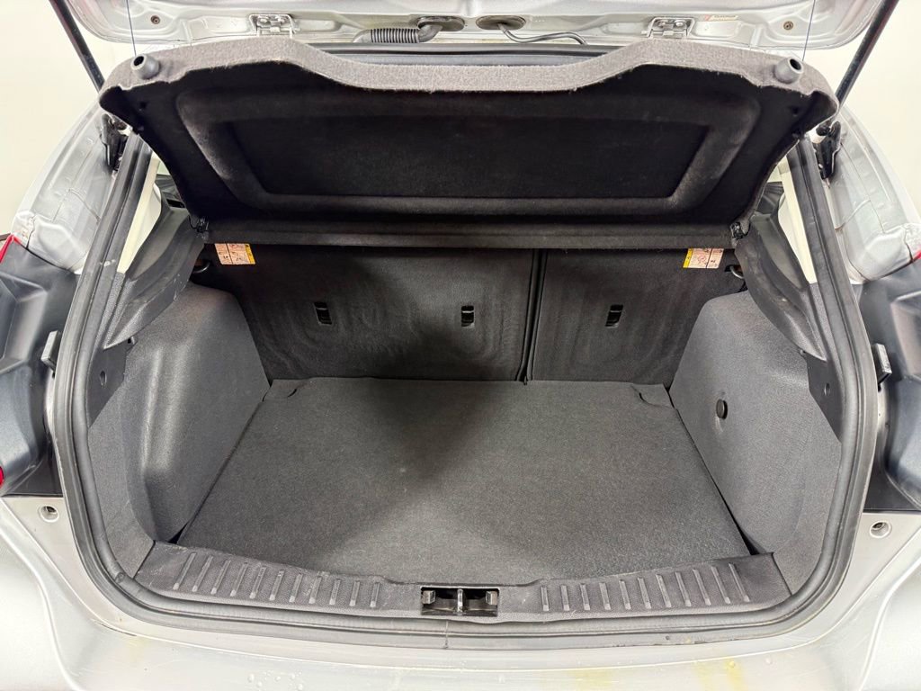 Used 2014 Ford Focus SE w/ SE Winter Package image 11