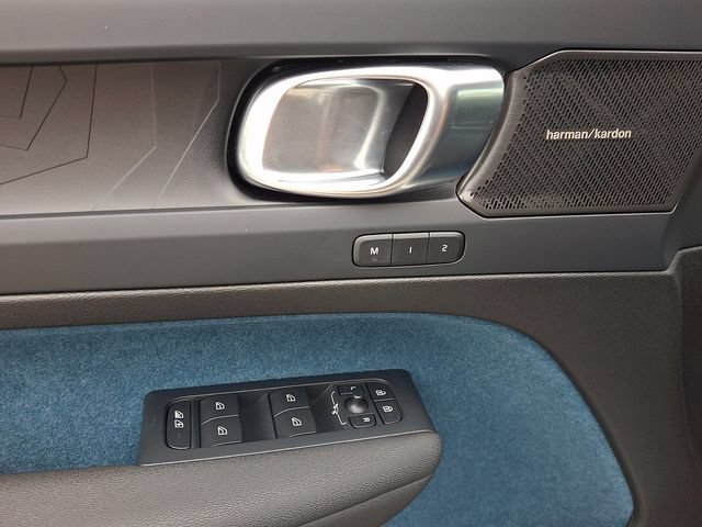 Certified 2023 Volvo XC40 Recharge Ultimate w/ Protection Package Premier AWD/4WD image 13