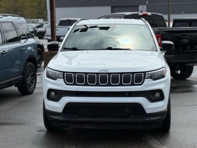 Used 2025 Jeep Compass Latitude AWD/4WD image 35