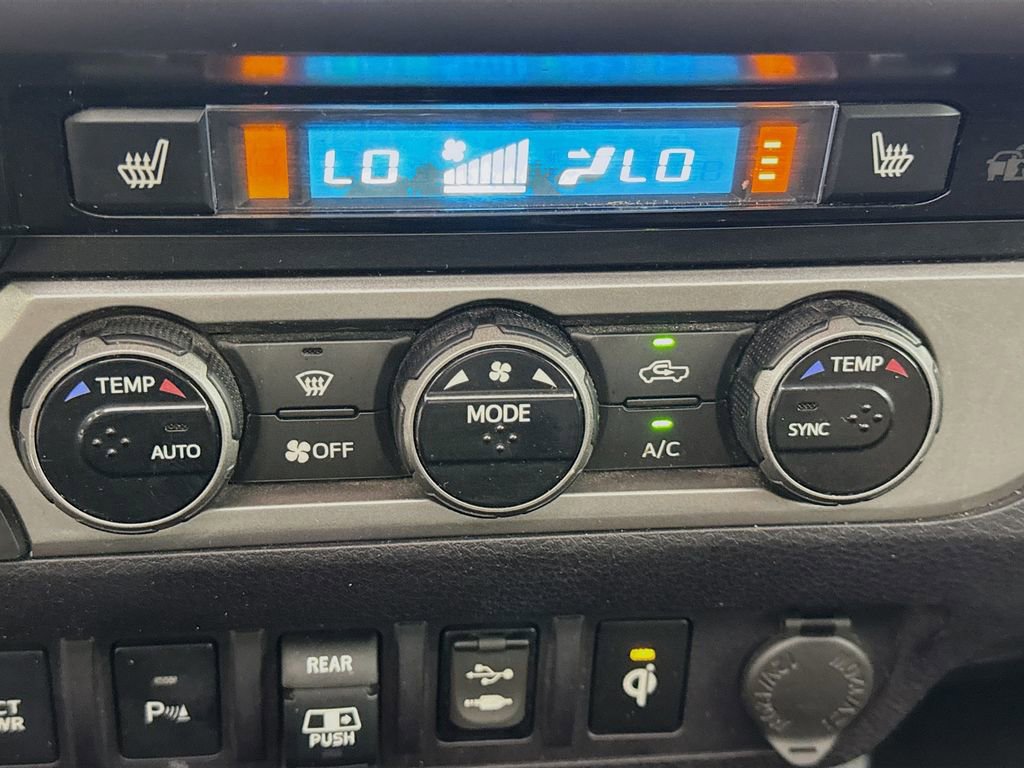 Used 2018 Toyota Tacoma Limited image 16