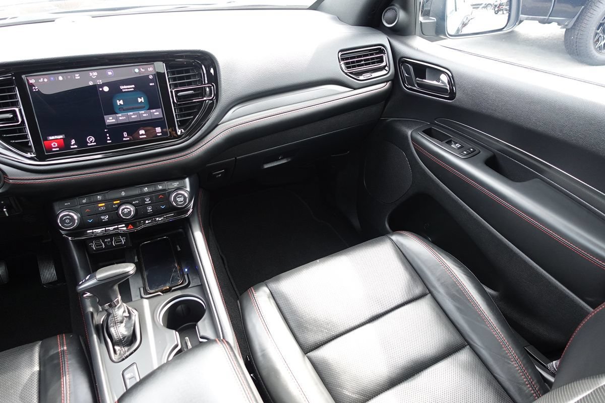 Used 2025 Dodge Durango R/T w/ Blacktop Package AWD/4WD image 35