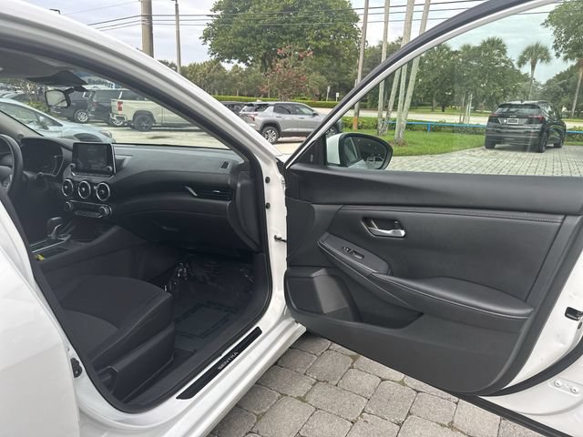 Used 2024 Nissan Sentra SV FWD image 23