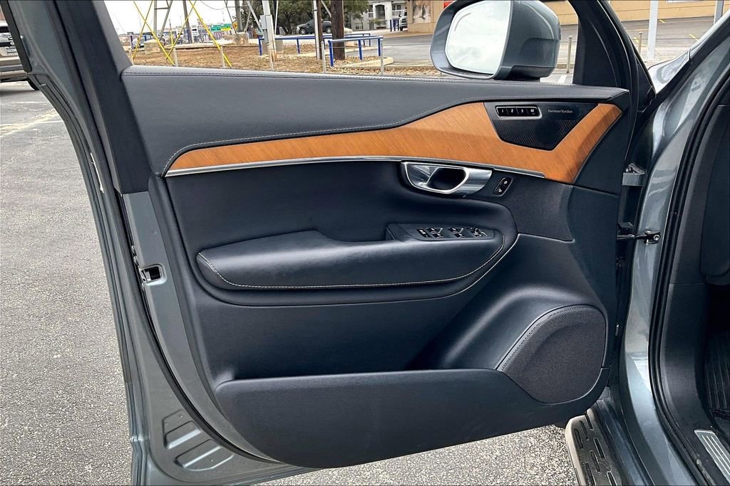 Used 2020 Volvo XC90 T8 Inscription AWD/4WD image 22
