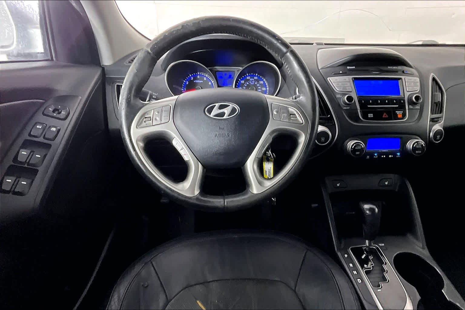 Used 2012 Hyundai Tucson Limited FWD image 5