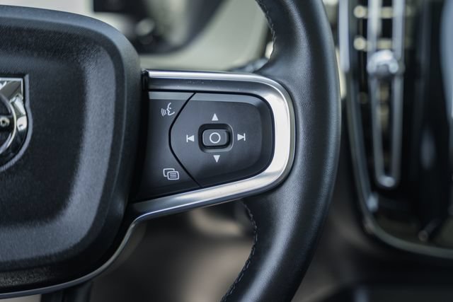 Certified 2023 Volvo XC40 B5 Plus w/ Climate Package AWD/4WD image 30