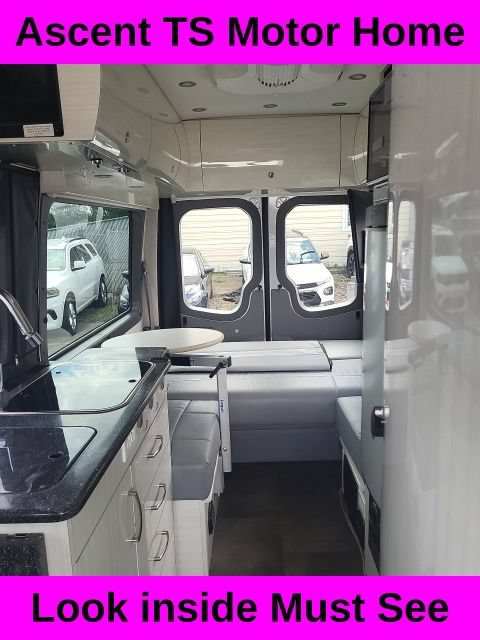 Used 2016 Mercedes-Benz Sprinter 2500 image 8