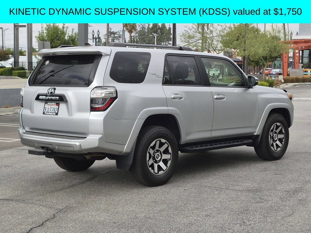 Used 2023 Toyota 4Runner TRD Off-Road Premium w/ Off Road Premium Plus Package AWD/4WD image 9