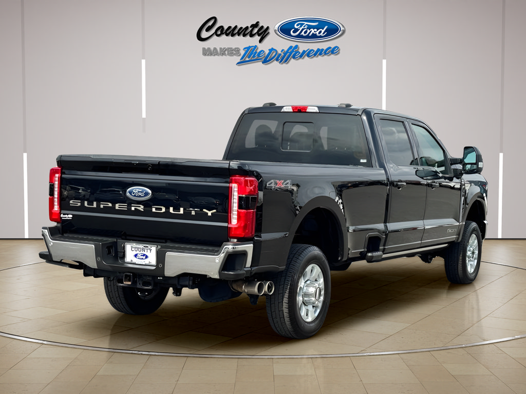 Used 2023 Ford F350 Lariat w/ Lariat Ultimate Package AWD/4WD image 27
