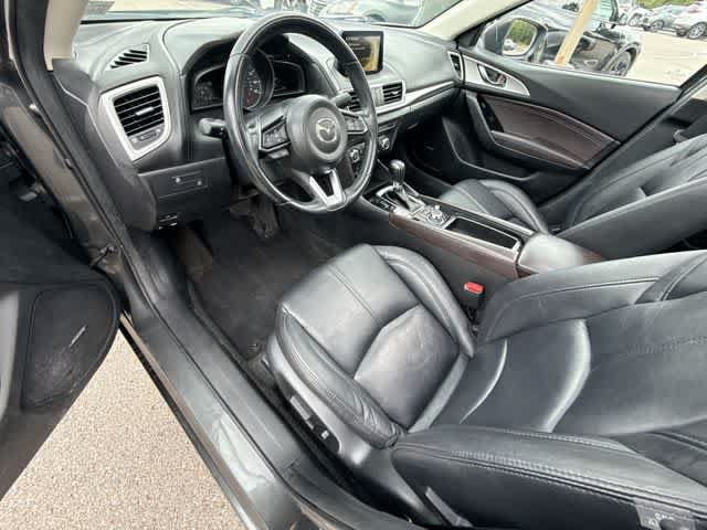Used 2017 MAZDA MAZDA3 Touring w/ Popular Equipment Package FWD image 15