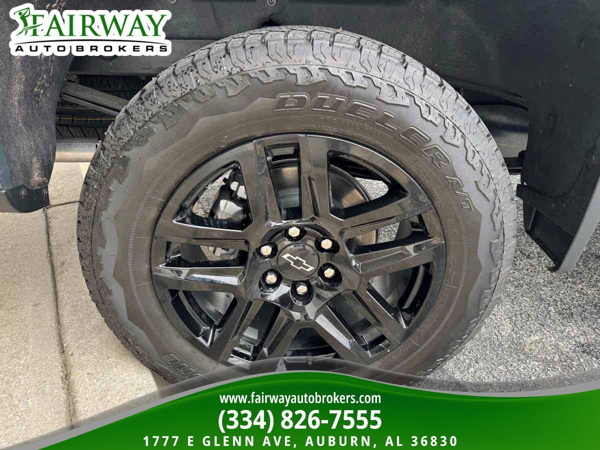 Used 2026 Chevrolet Silverado 1500 LT Trail Boss w/ Convenience Package II AWD/4WD image 36