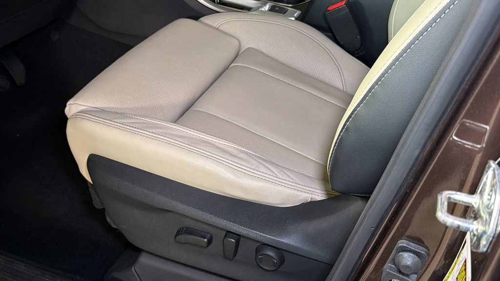 Used 2019 Subaru Ascent Limited AWD/4WD image 21