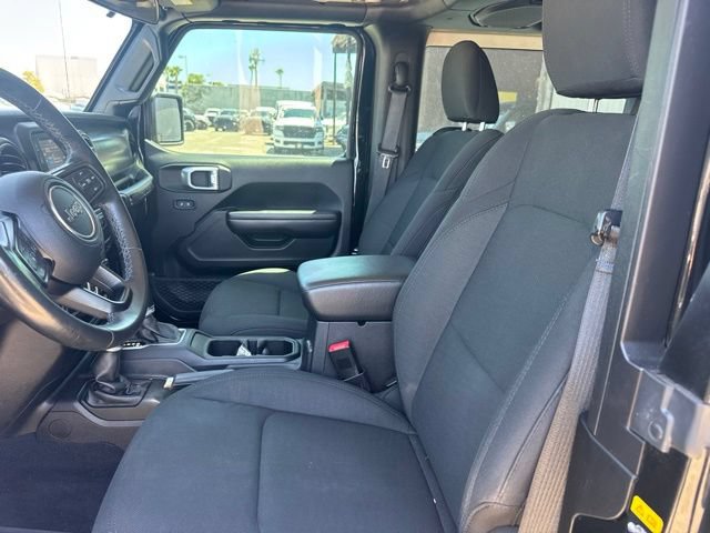 Used 2020 Jeep Wrangler Sport AWD/4WD image 9