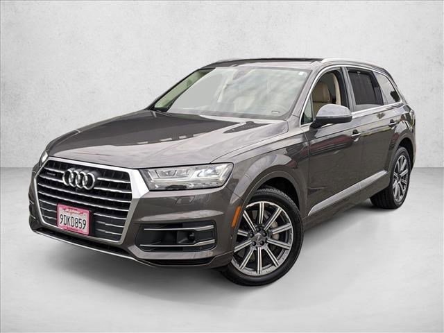 Used 2019 Audi Q7 3.0T Prestige w/ Prestige Package